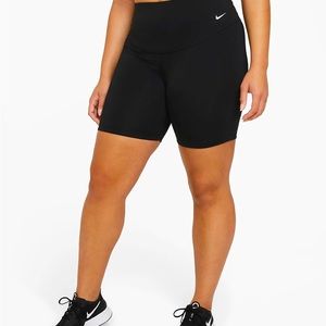 Black Dry fit Nike size 2x workout shorts.  Great condition.  Like New!